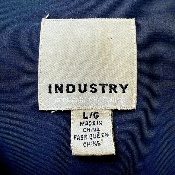 INDUSTRY Mens Travel Stretch Shirt Large Navy Blue Short Sleeve Button Up - Picture 5 of 6